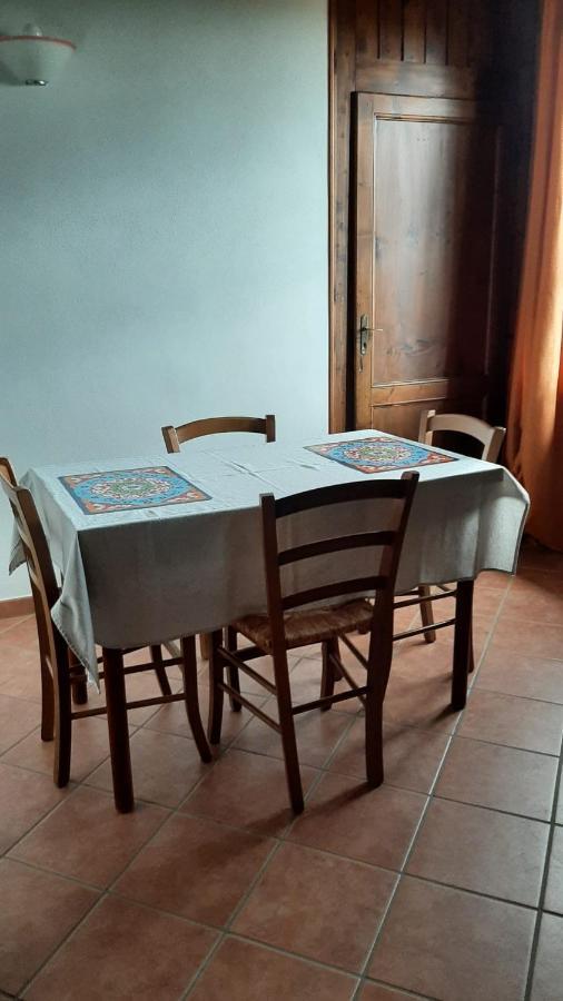 Agriturismo Tori 2 Montecarlo Luaran gambar