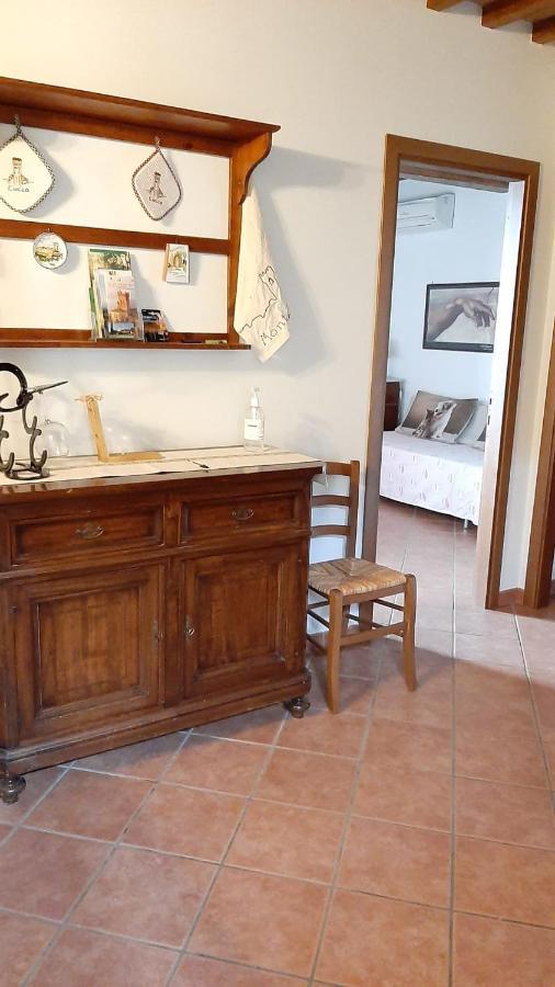 Agriturismo Tori 2 Montecarlo Luaran gambar